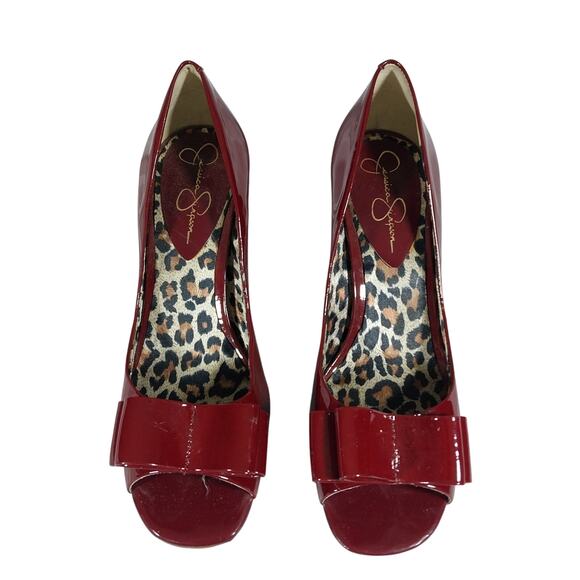 JESSICA SIMPSON! RICH RUBY RED PATENT LEATHER BOW FRONT PUMPS, HEELS! SZ 8B - Picture 4 of 10